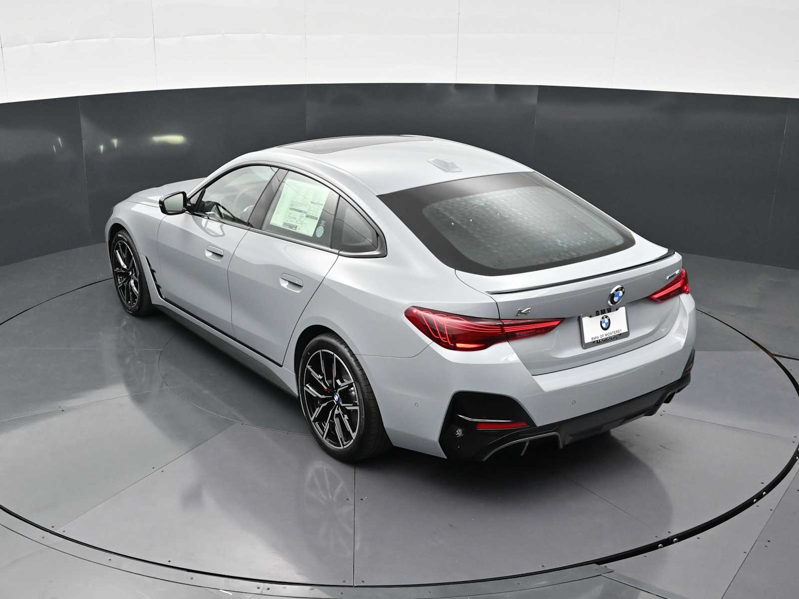 Thumbnail: 2026 BMW i4 - 23