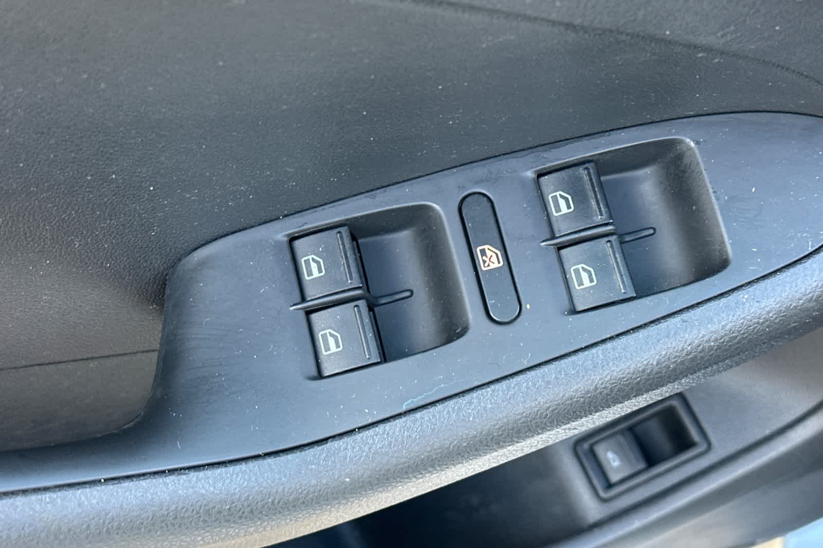 Thumbnail: 2015 Volkswagen Jetta - 13