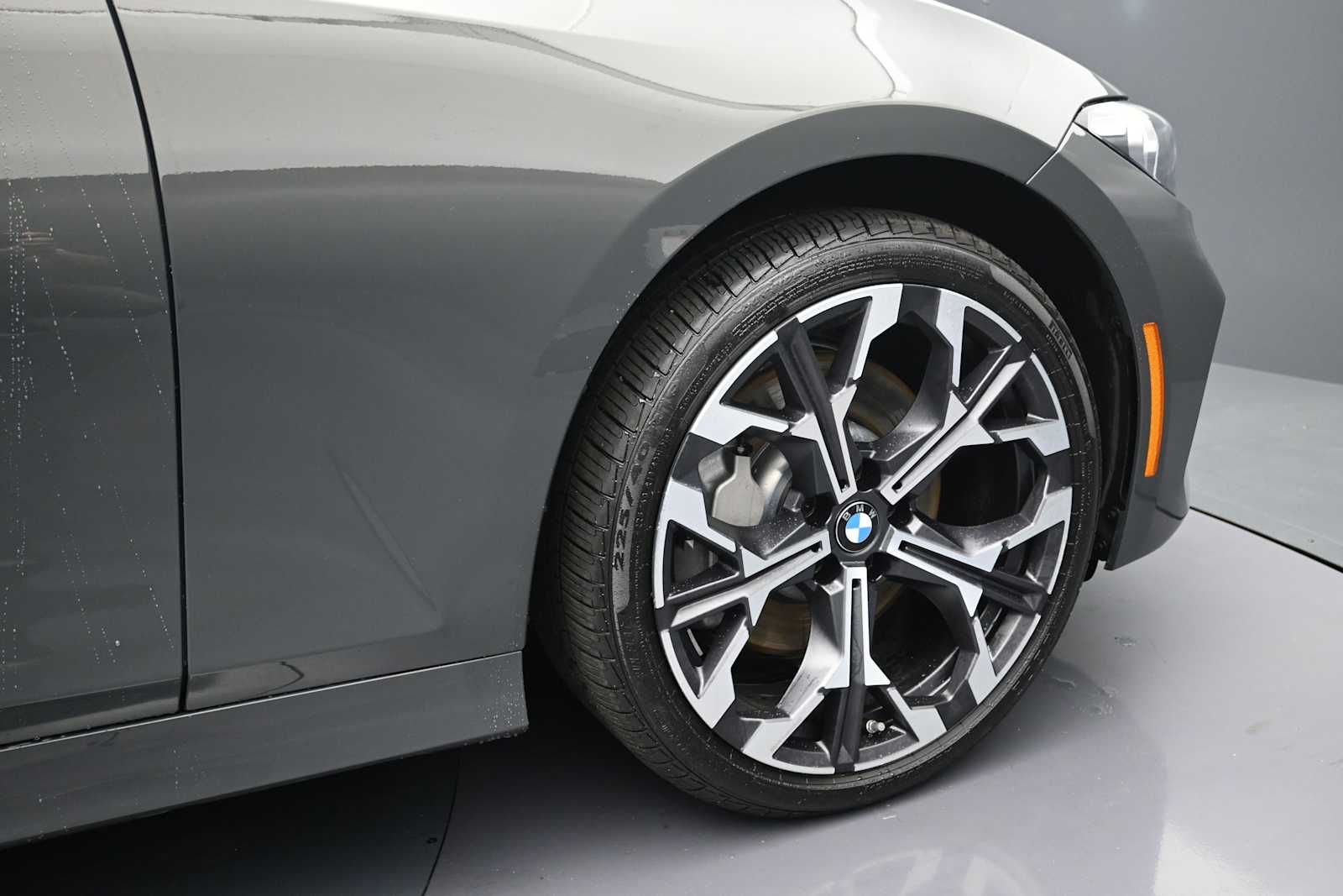 2026 BMW 3 Series 330i - Photo 22
