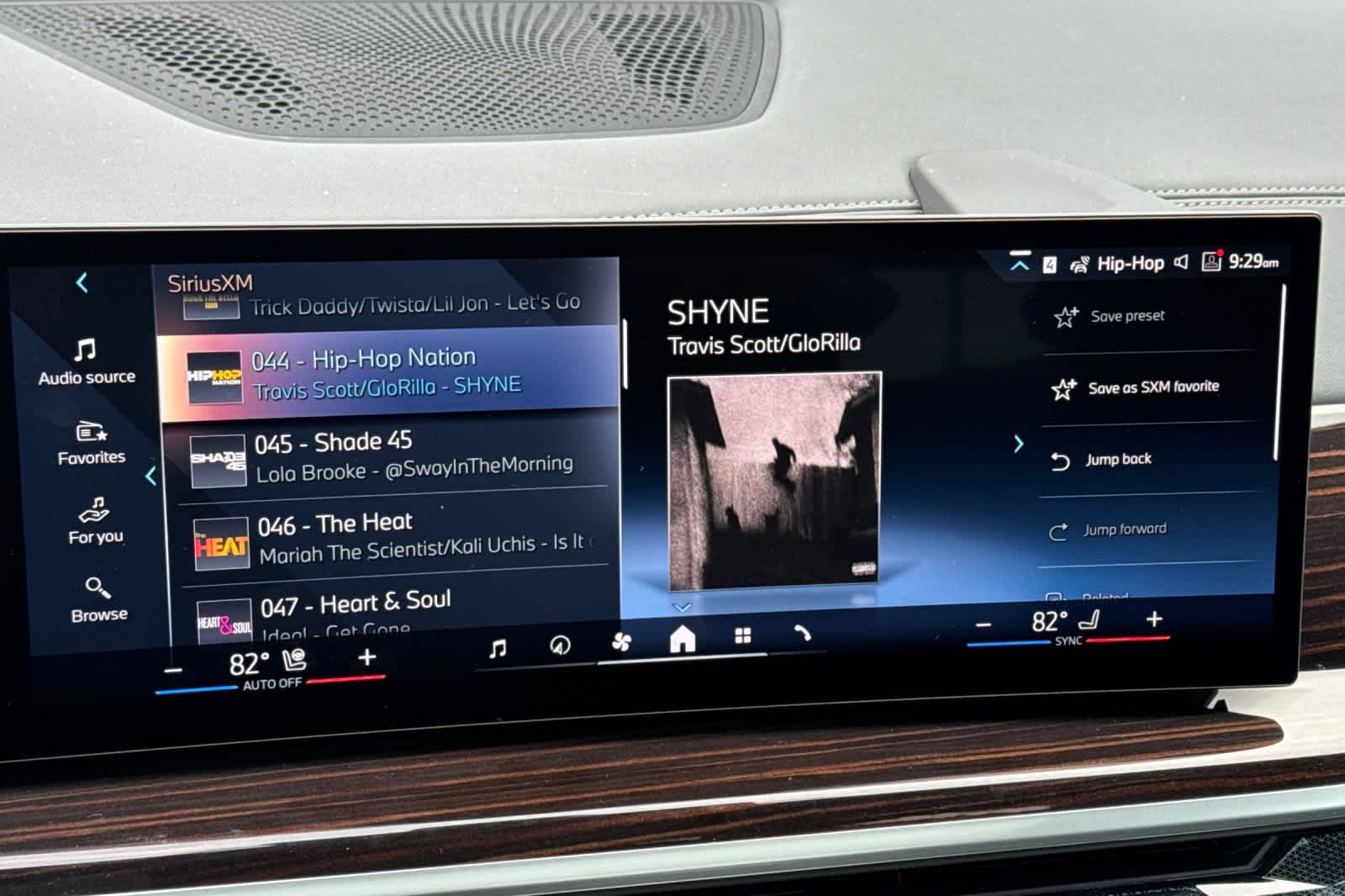 Thumbnail: 2026 BMW X7 - 23