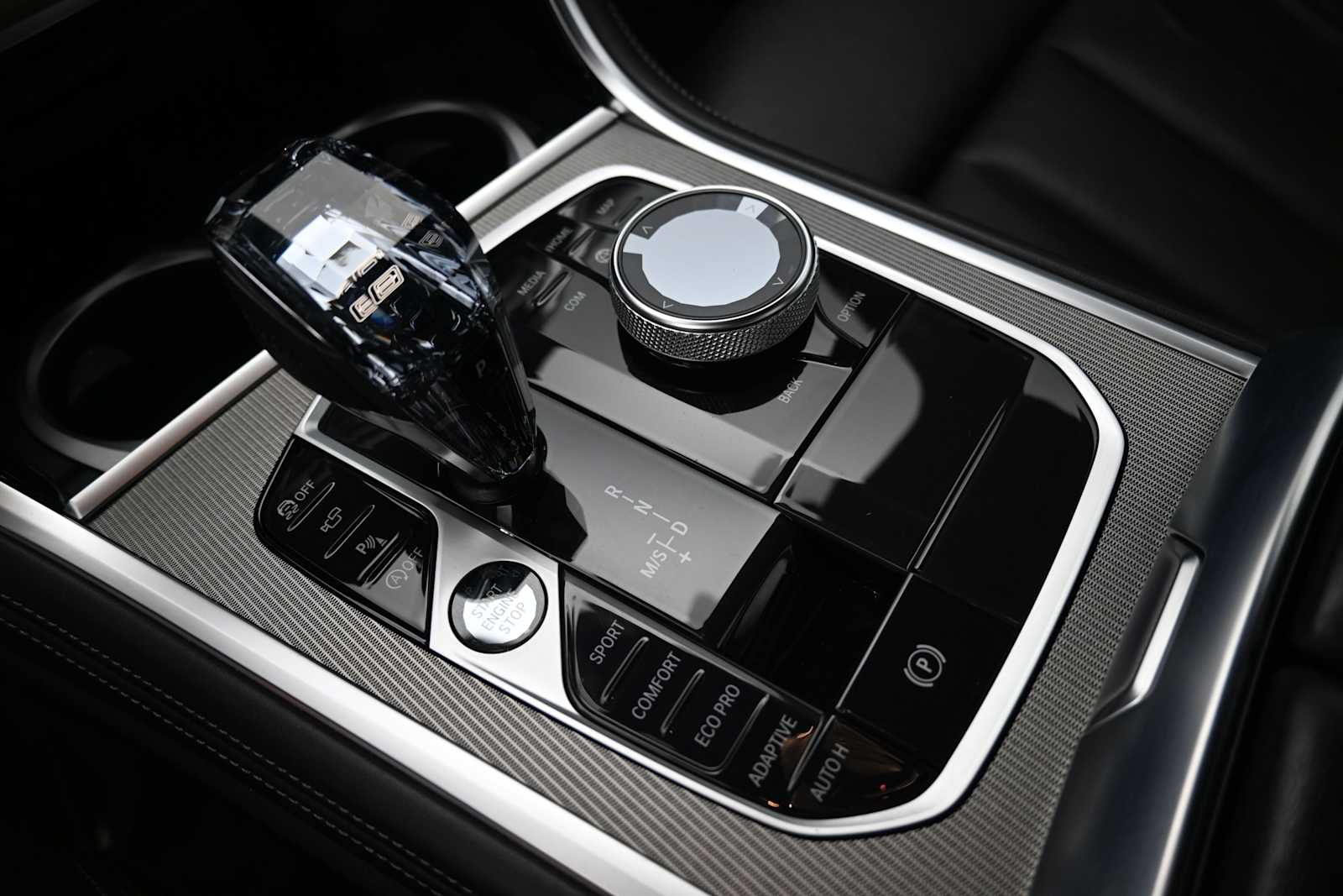 2023 BMW 8 Series 840i - Photo 13