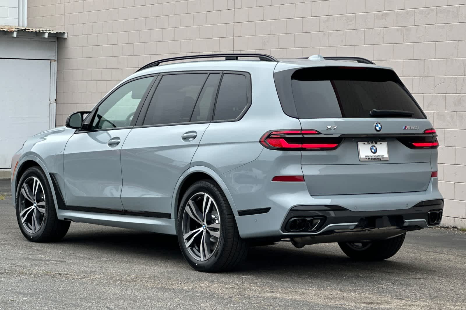 Thumbnail: 2025 BMW X7 - 6