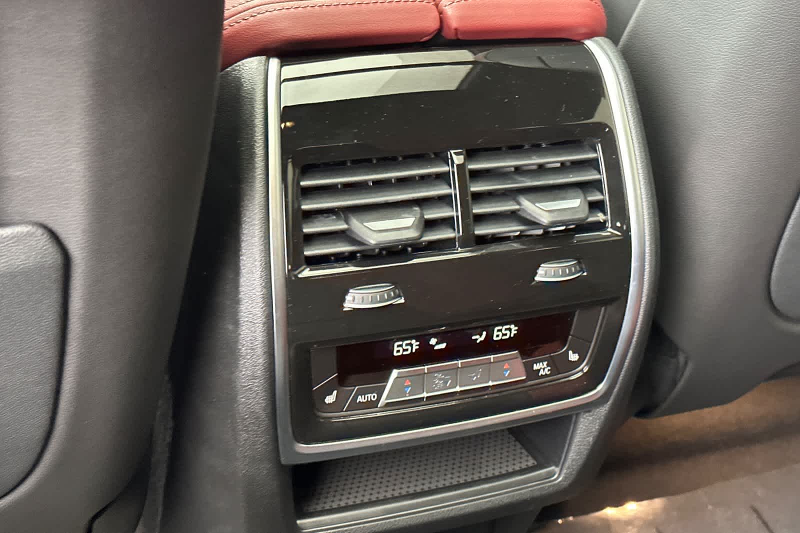 Thumbnail: 2026 BMW X6 - 16