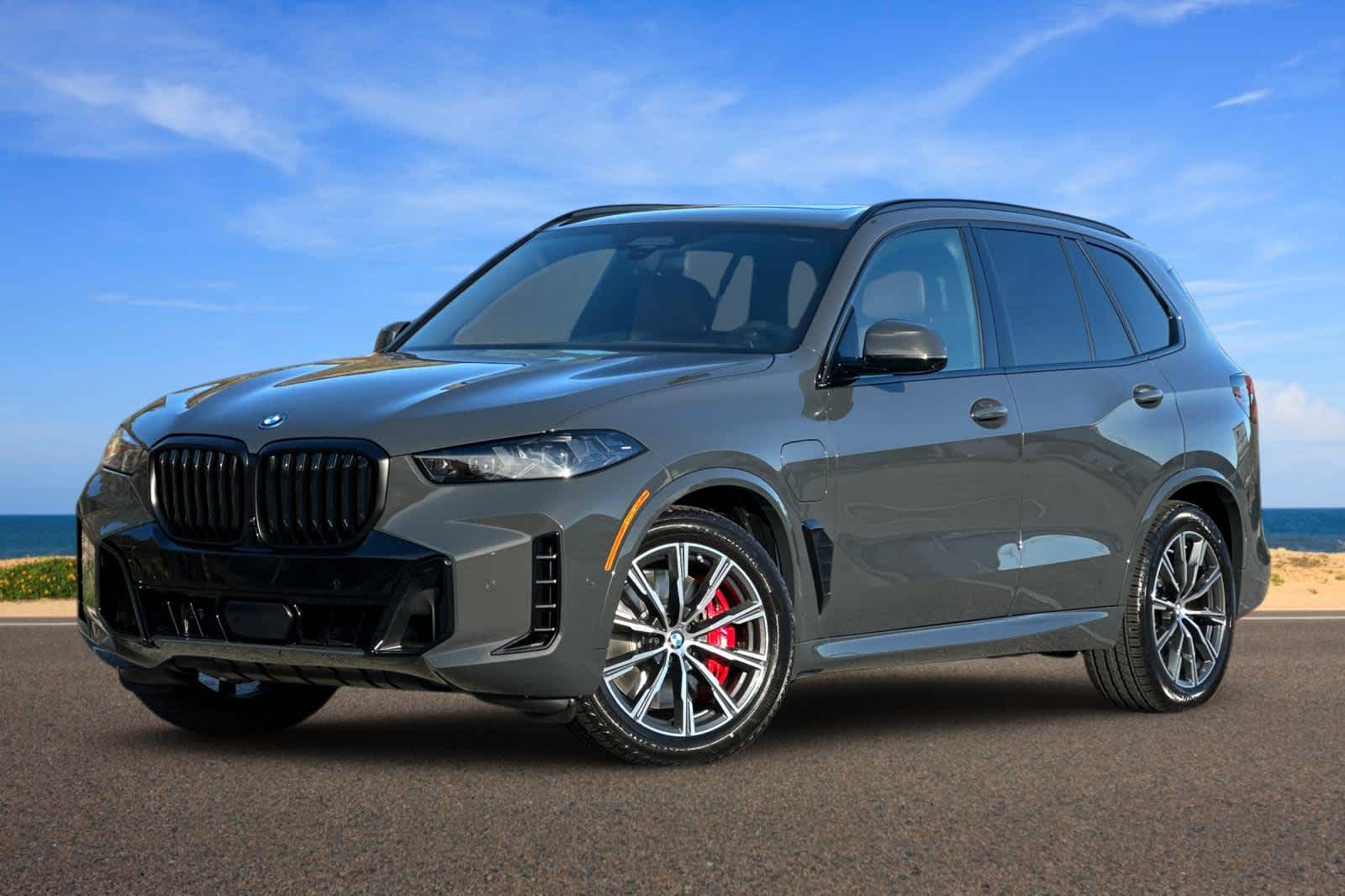 2026 BMW X5 50e's photo