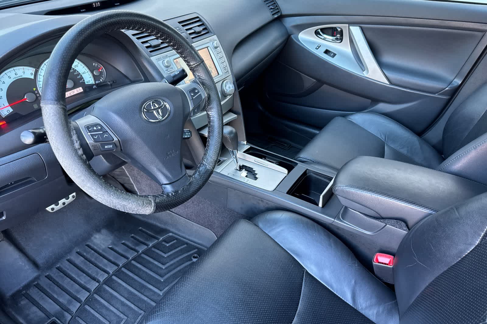 Thumbnail: 2011 Toyota Camry - 11