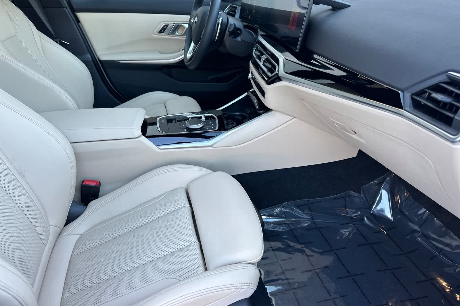 Thumbnail: 2023 BMW 3 Series - 18