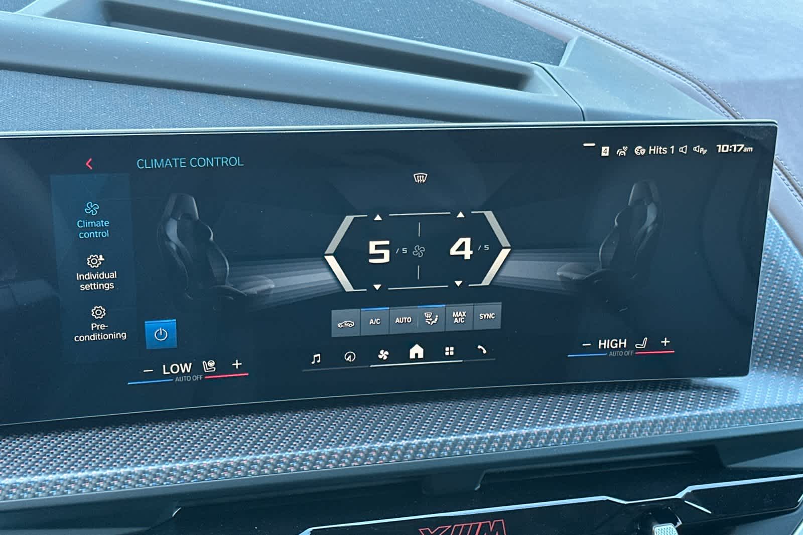 Thumbnail: 2026 BMW XM - 23