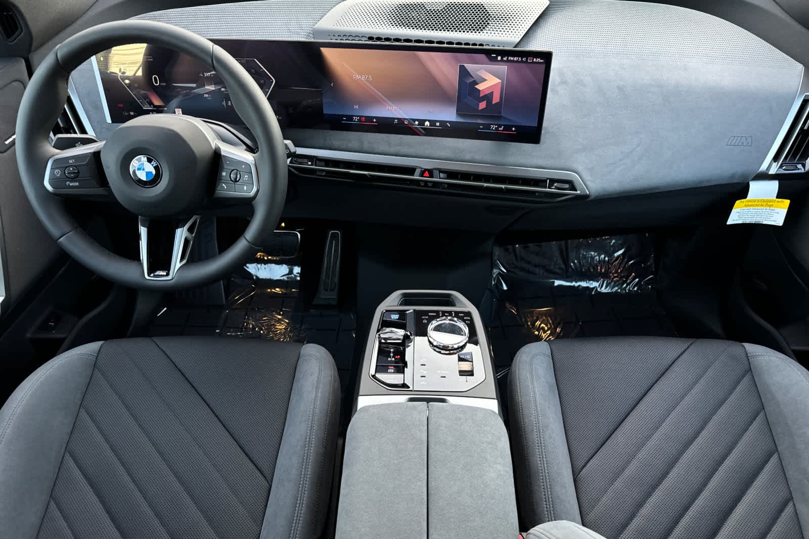 Thumbnail: 2026 BMW iX - 3