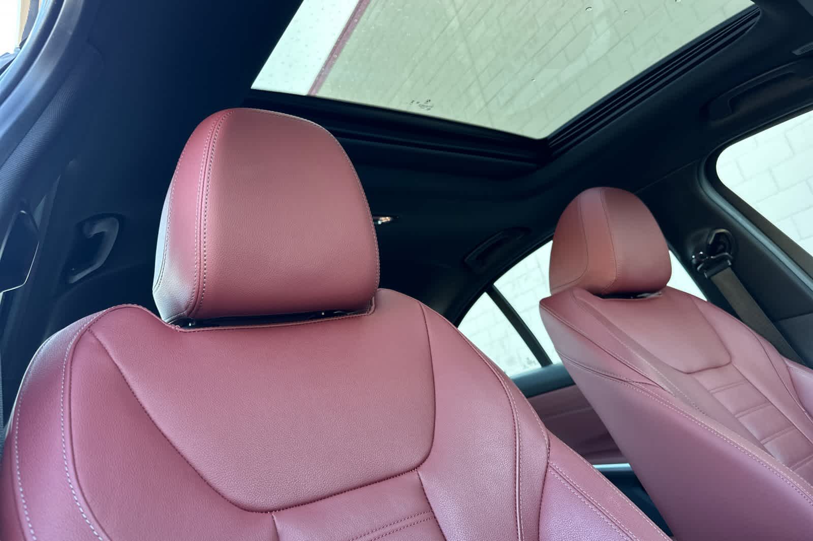 Thumbnail: 2024 BMW 3 Series - 17