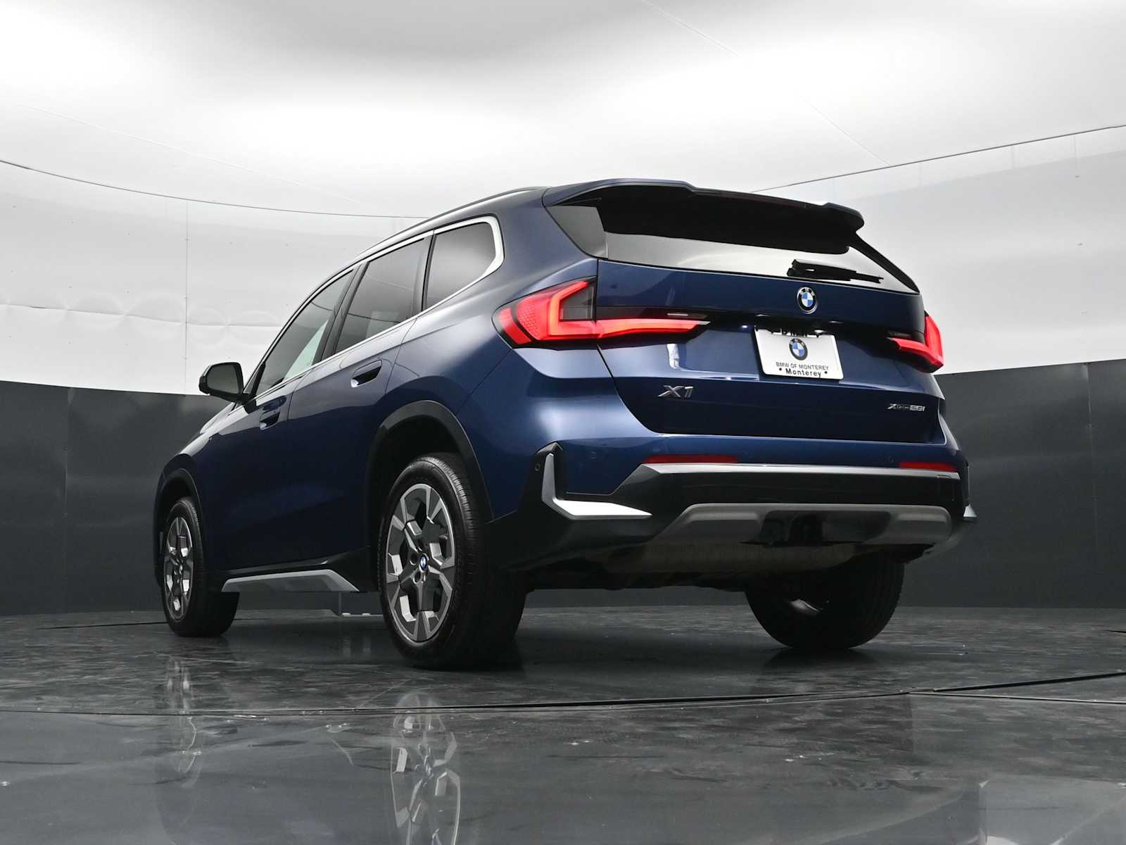Thumbnail: 2025 BMW X1 - 30