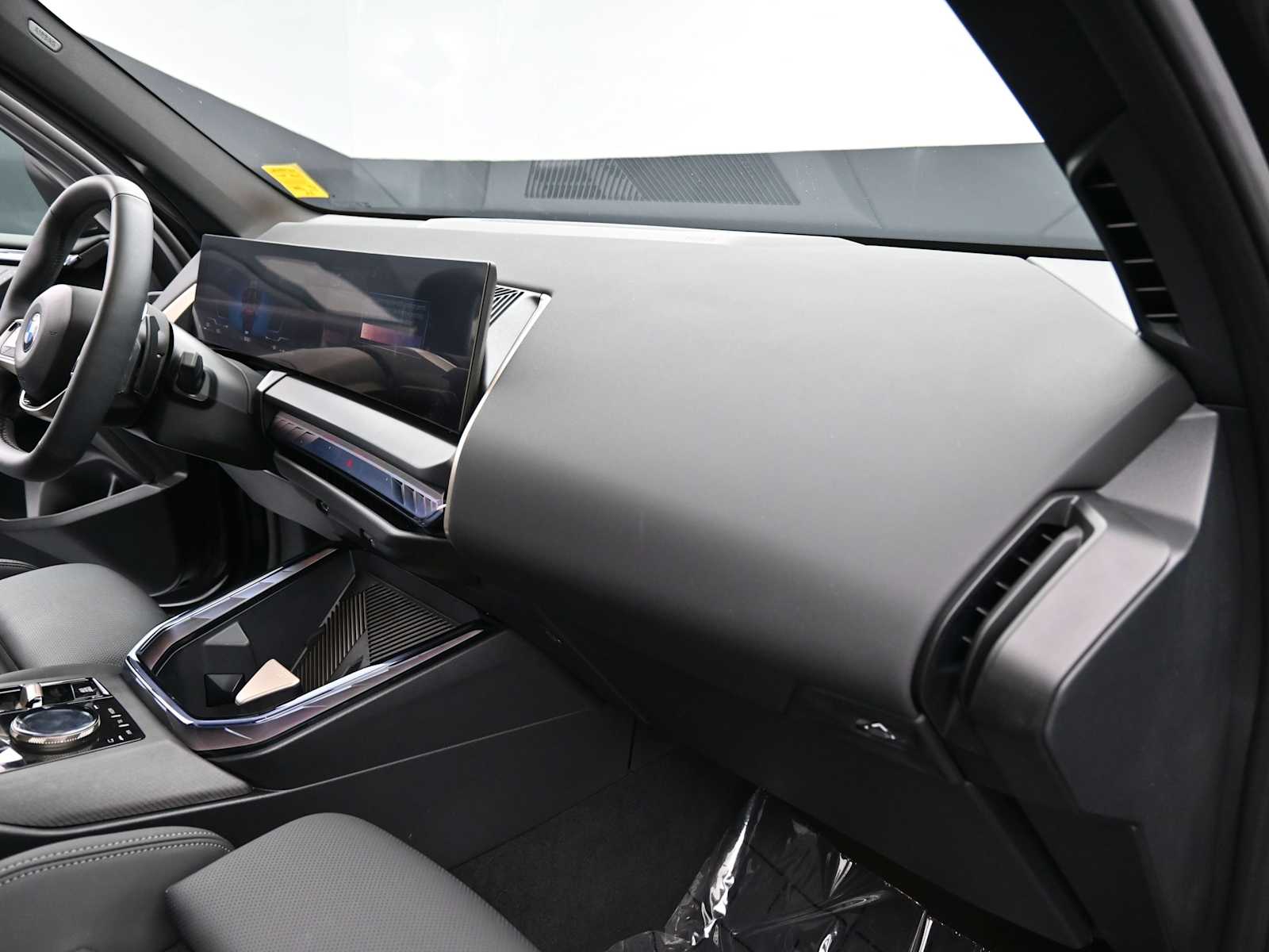 Thumbnail: 2025 BMW X3 - 15