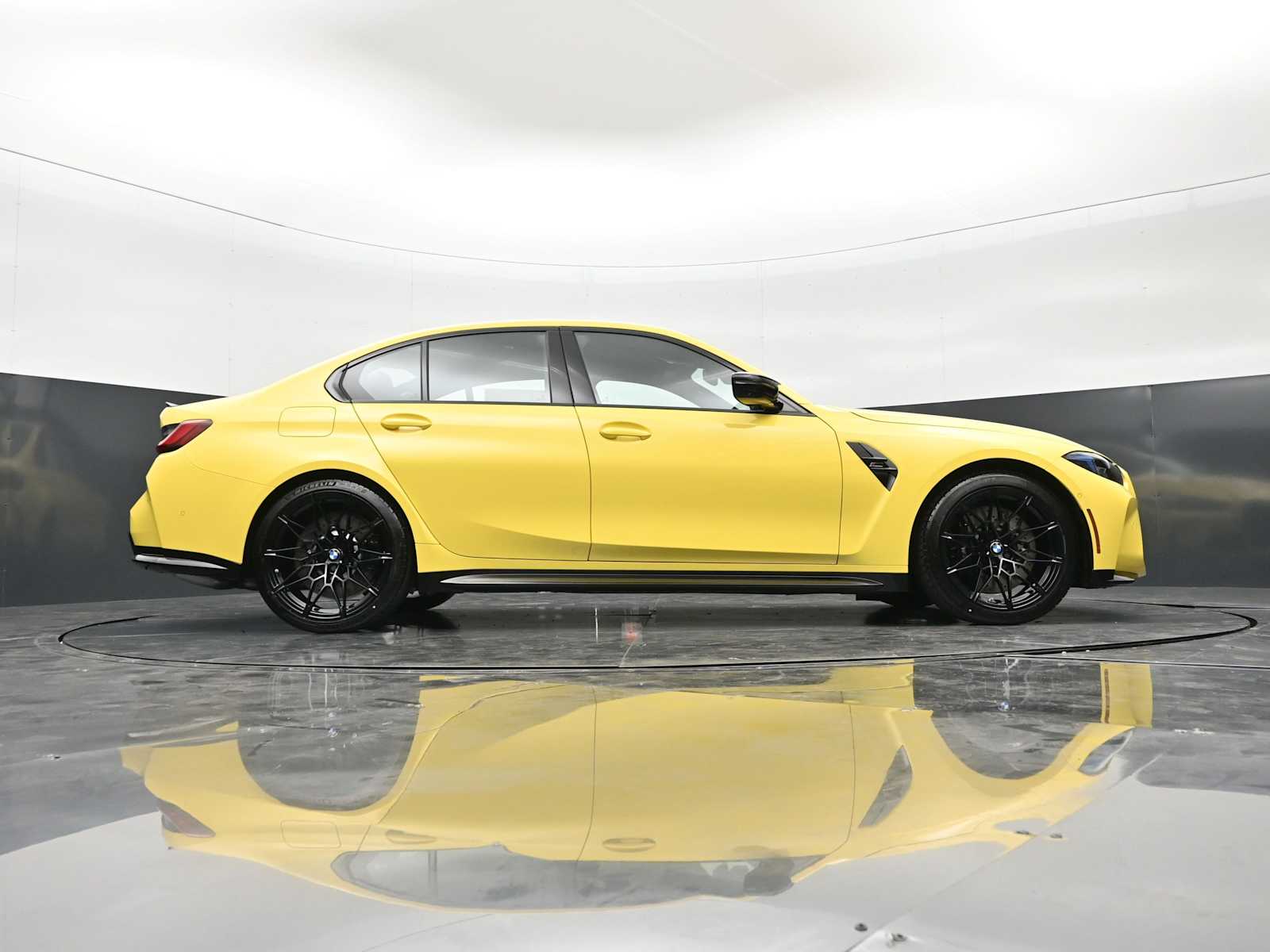 Thumbnail: 2026 BMW M3 - 30