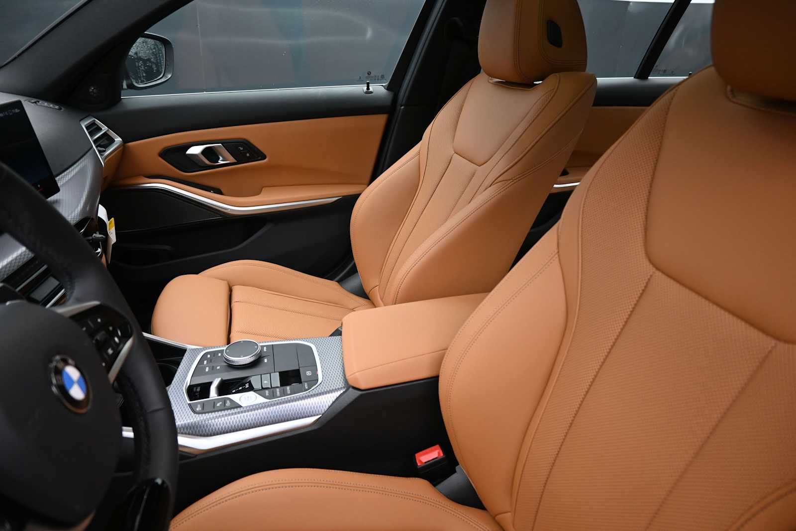2026 BMW 3 Series 330i - Photo 19
