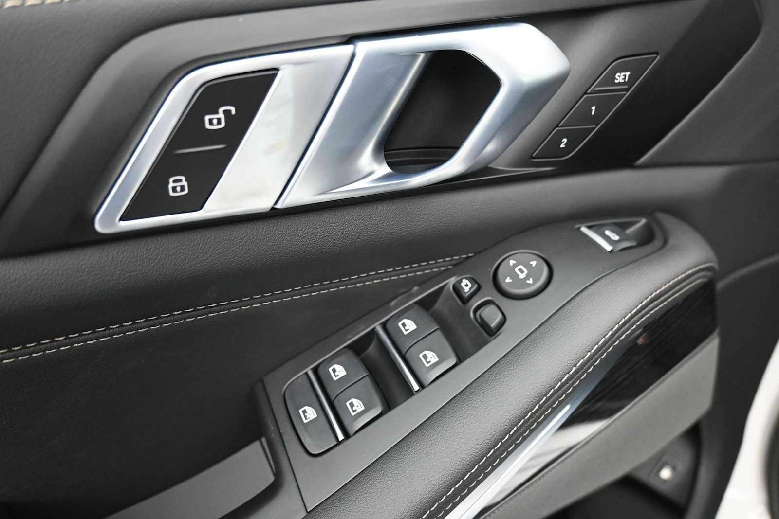 Thumbnail: 2026 BMW X5 - 9