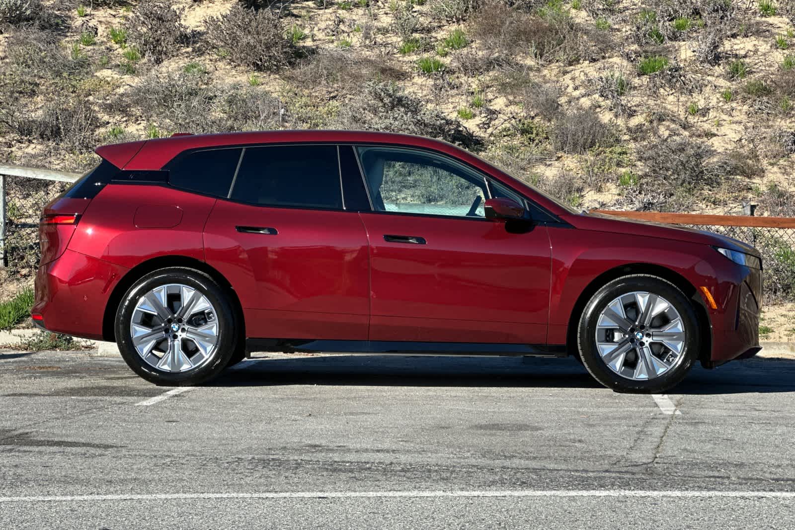 Thumbnail: 2026 BMW iX - 8