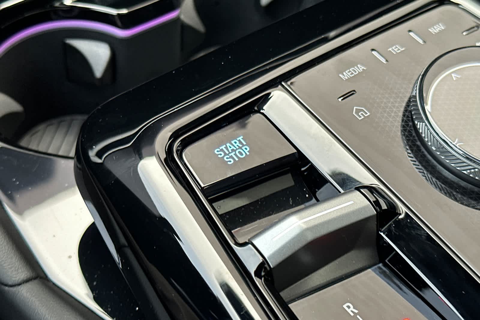 Thumbnail: 2024 BMW i5 - 24