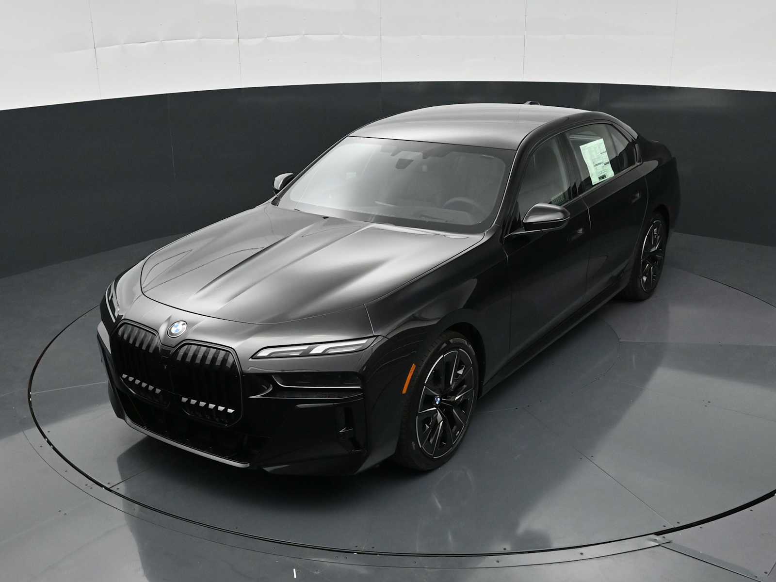 Thumbnail: 2026 BMW 7 Series - 17