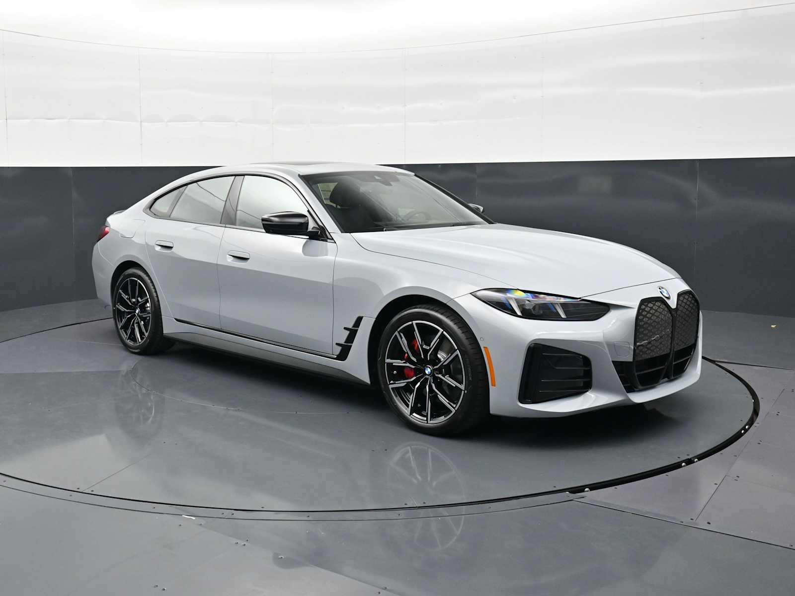 Thumbnail: 2026 BMW i4 - 3