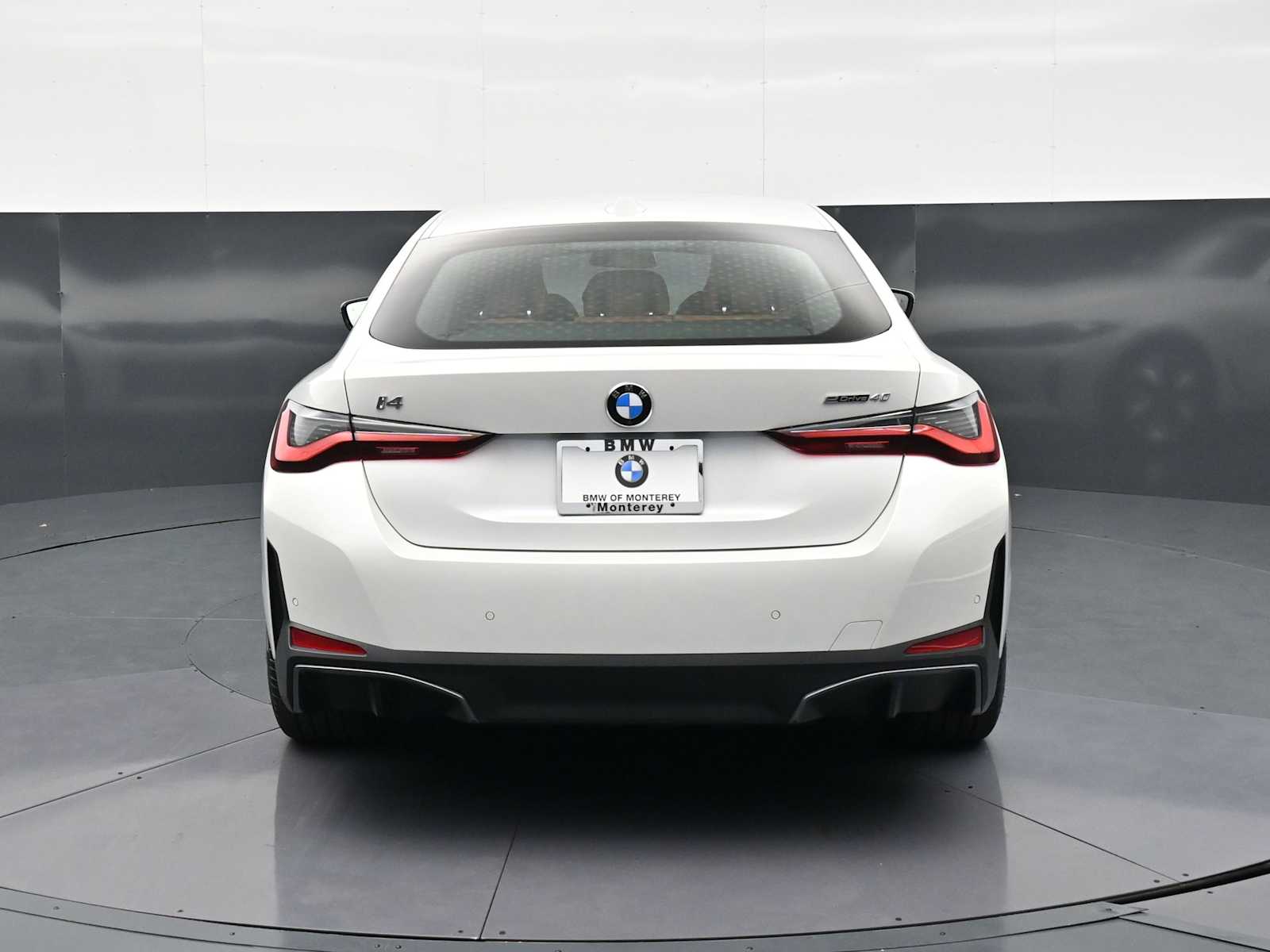 Thumbnail: 2026 BMW i4 - 6