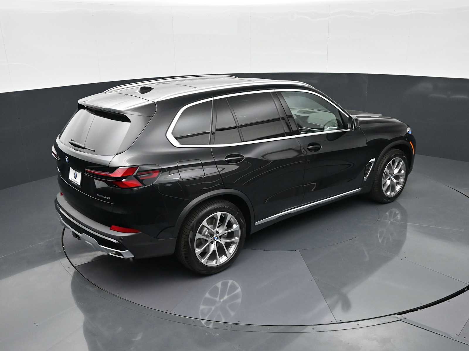 Thumbnail: 2026 BMW X5 - 18