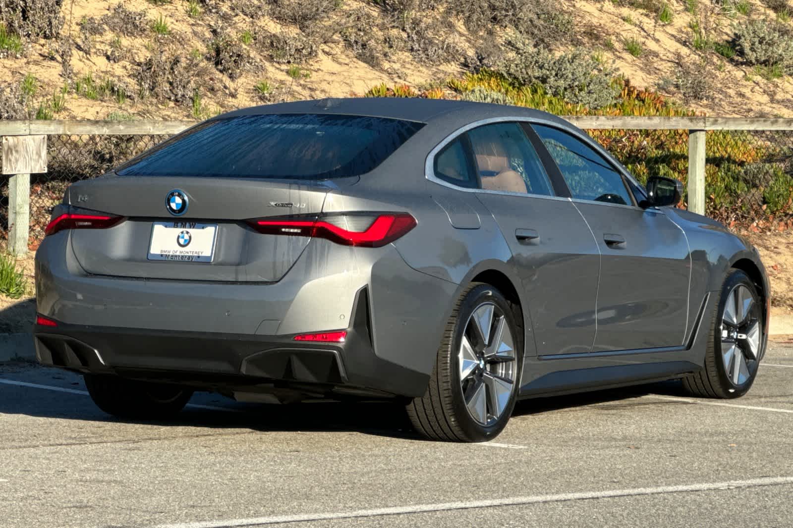 2025 Bmw i4 xDrive40 photo 2