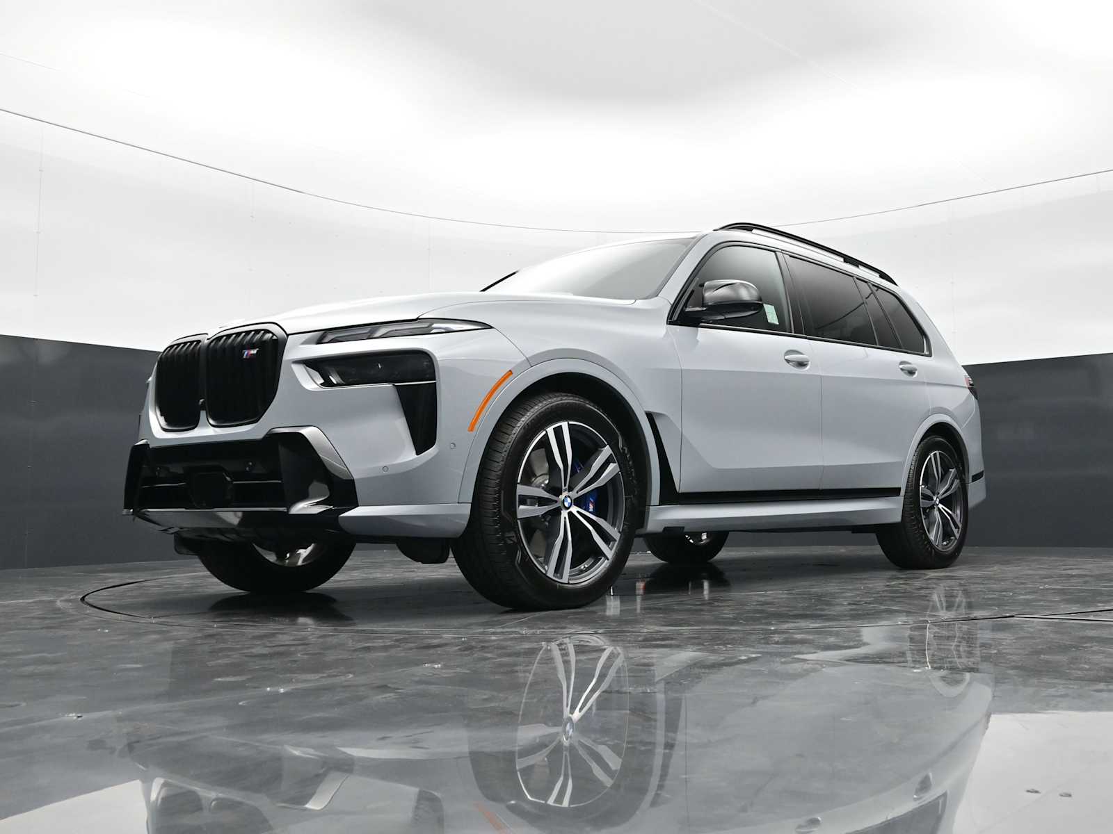 Thumbnail: 2026 BMW X7 - 24