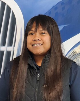 Staff member Catherine Espina from ID_ab5ca561c6b9
