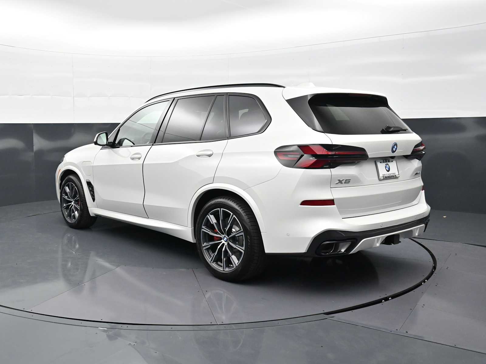 Thumbnail: 2026 BMW X5 - 7