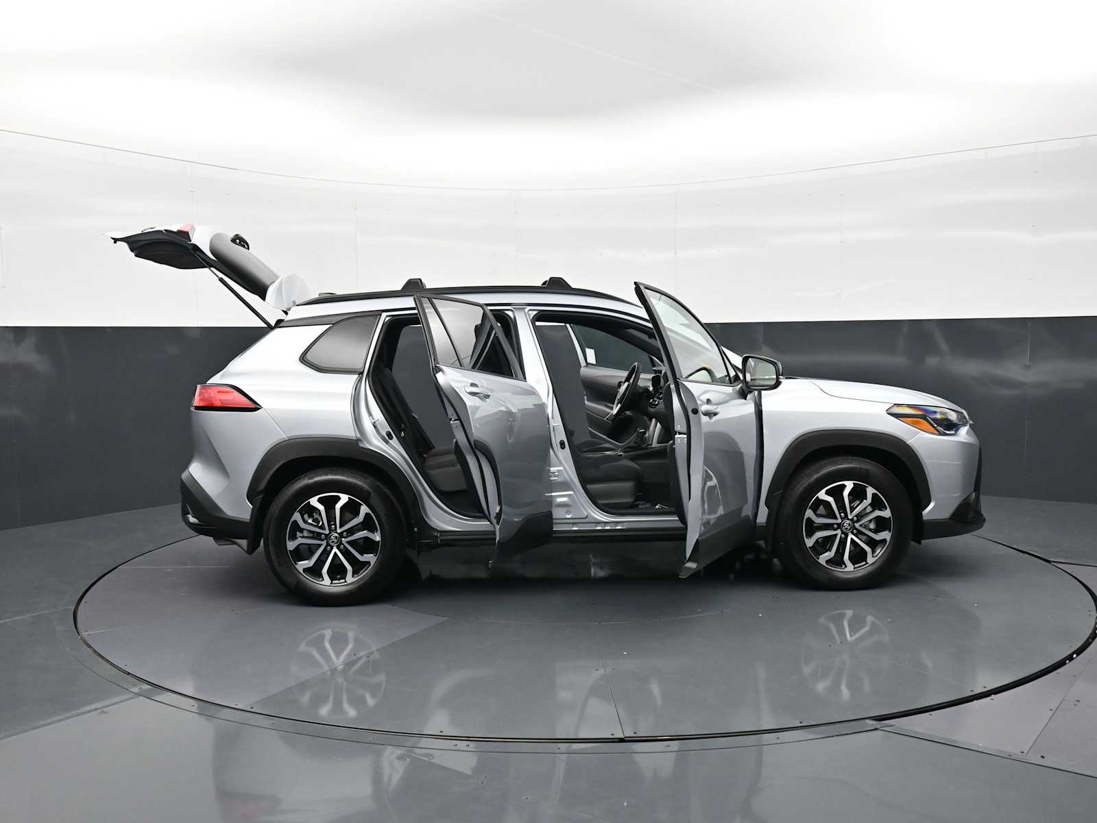 Thumbnail: 2025 Toyota Corolla Cross - 34