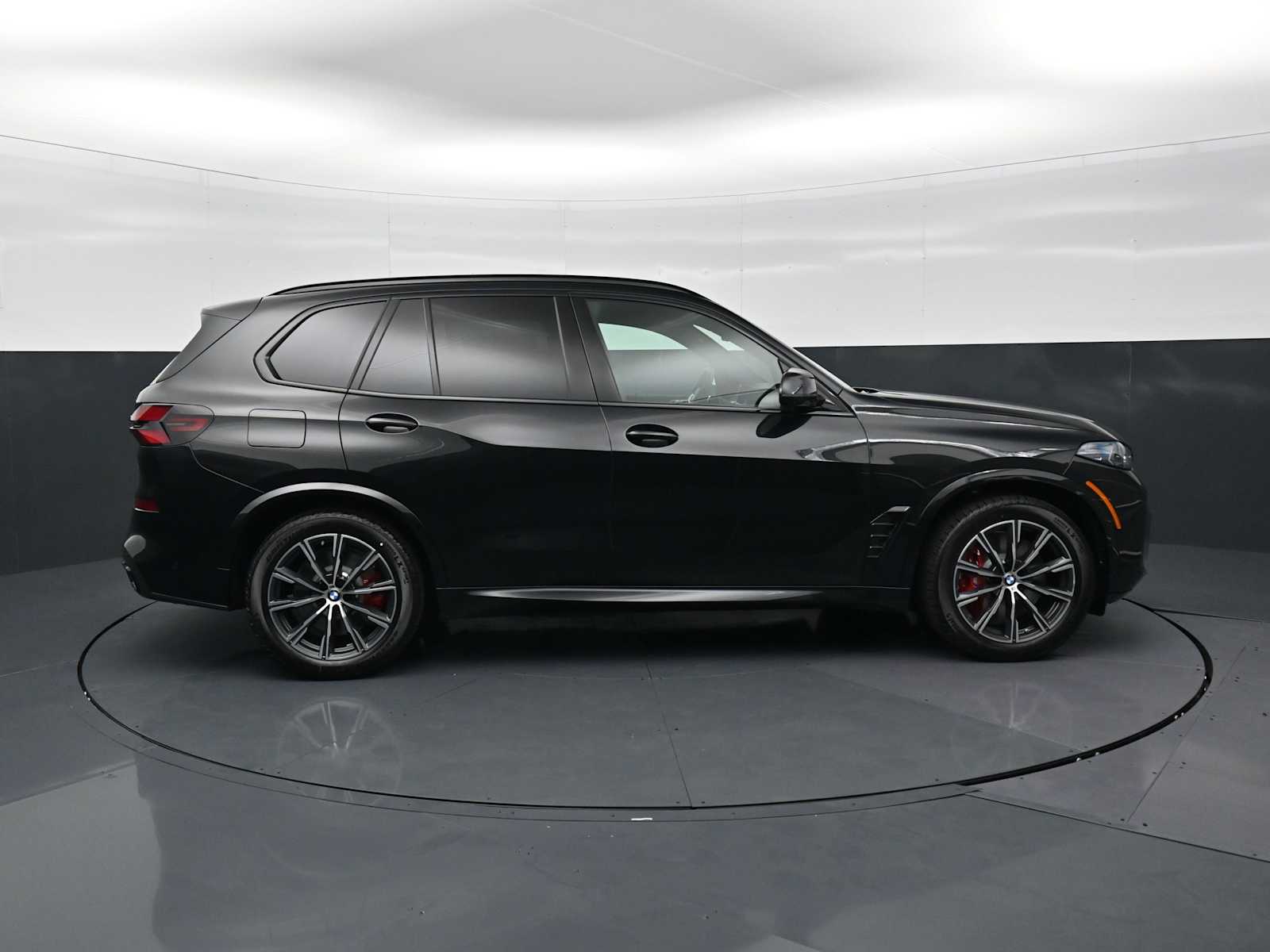 Thumbnail: 2026 BMW X5 - 4