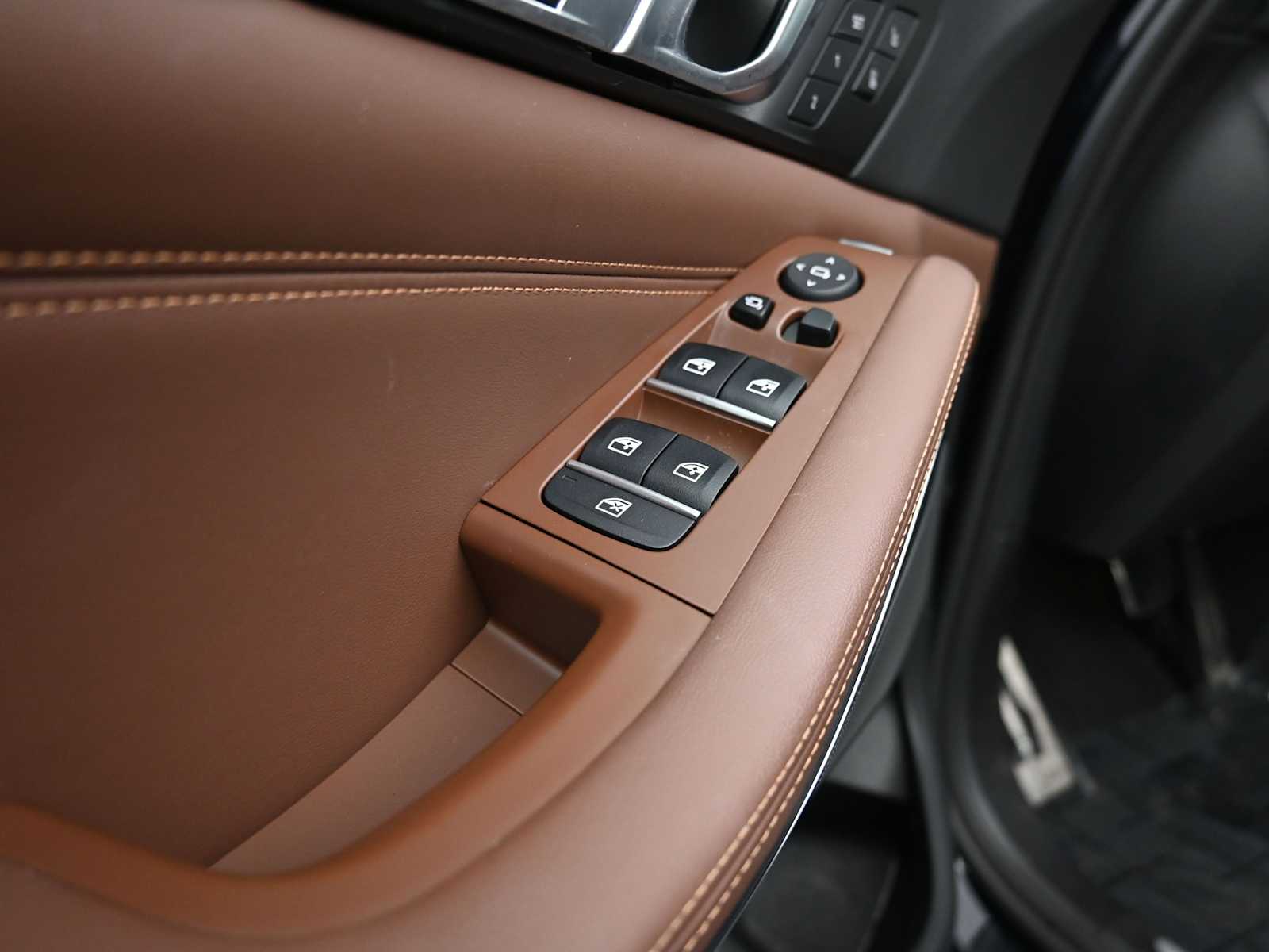 Thumbnail: 2023 BMW X5 - 9