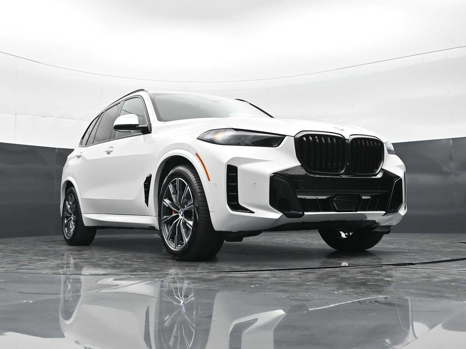 Thumbnail: 2026 BMW X5 - 27