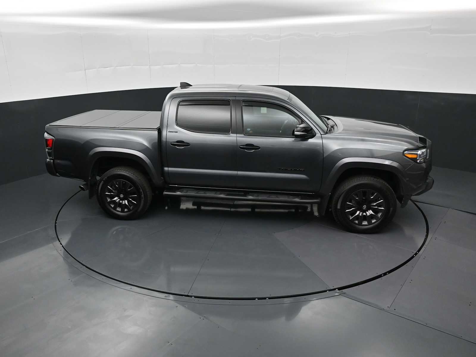2021 Toyota Tacoma Limited - Photo 20