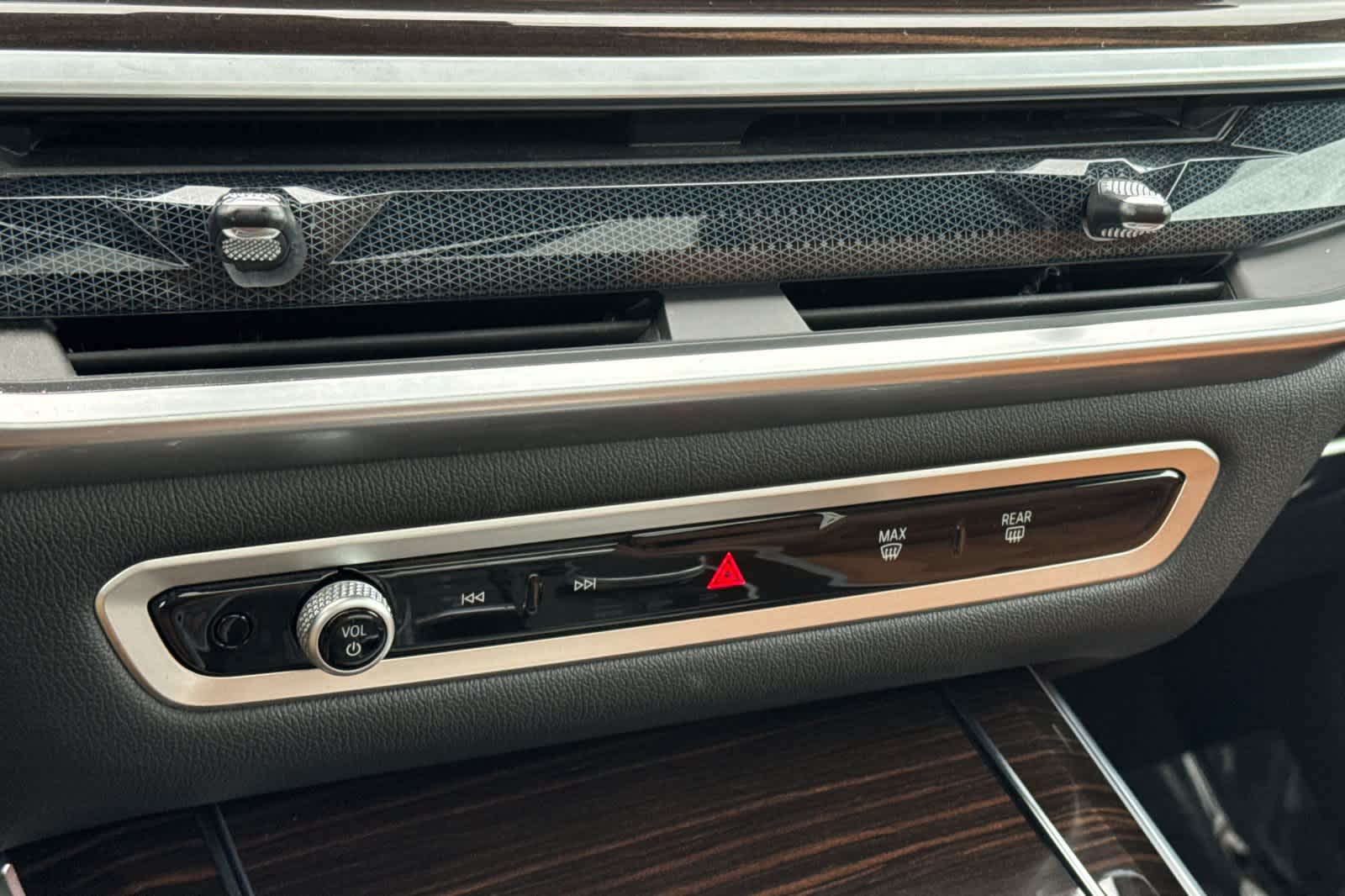 Thumbnail: 2024 BMW X5 - 23