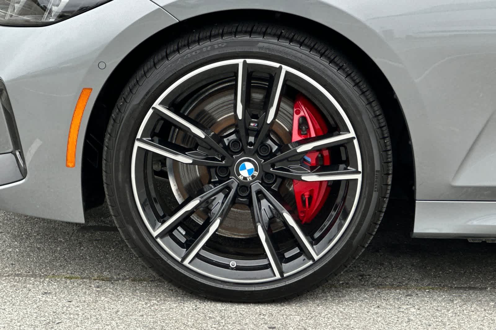 Thumbnail: 2024 BMW 3 Series - 32