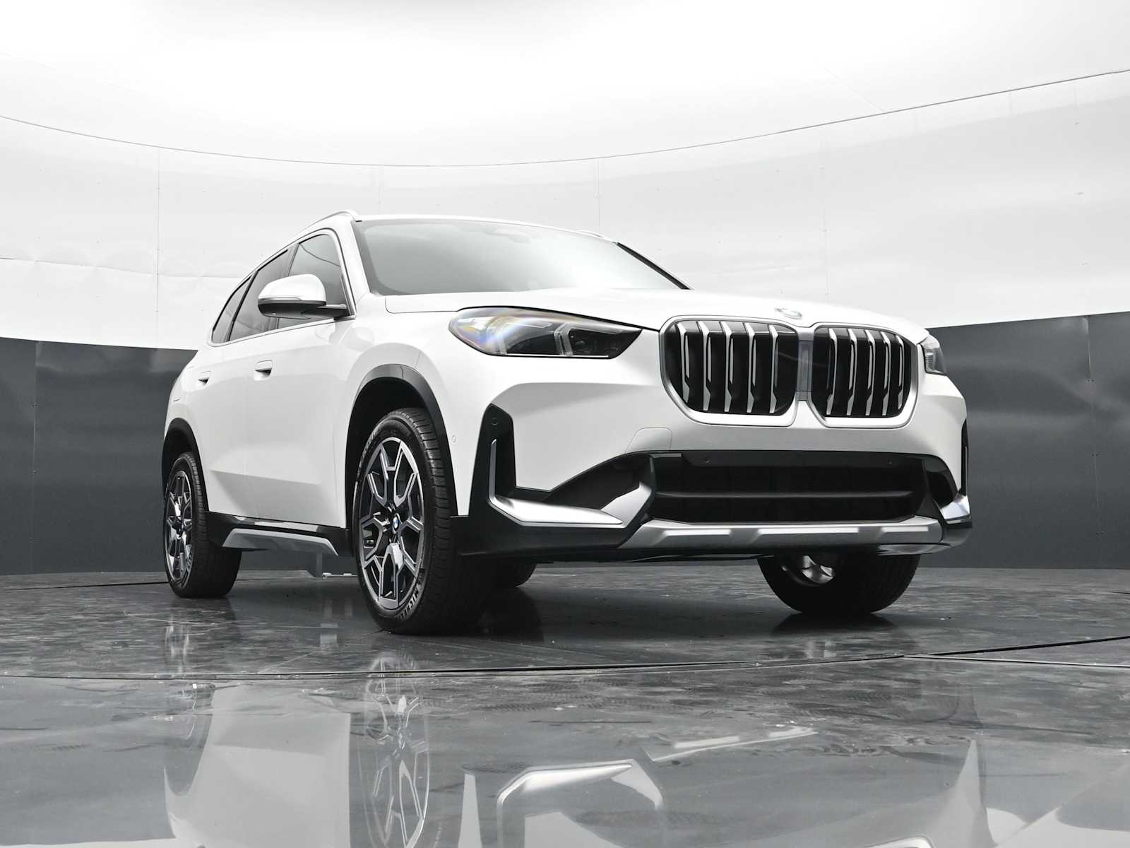 Thumbnail: 2026 BMW X1 - 27