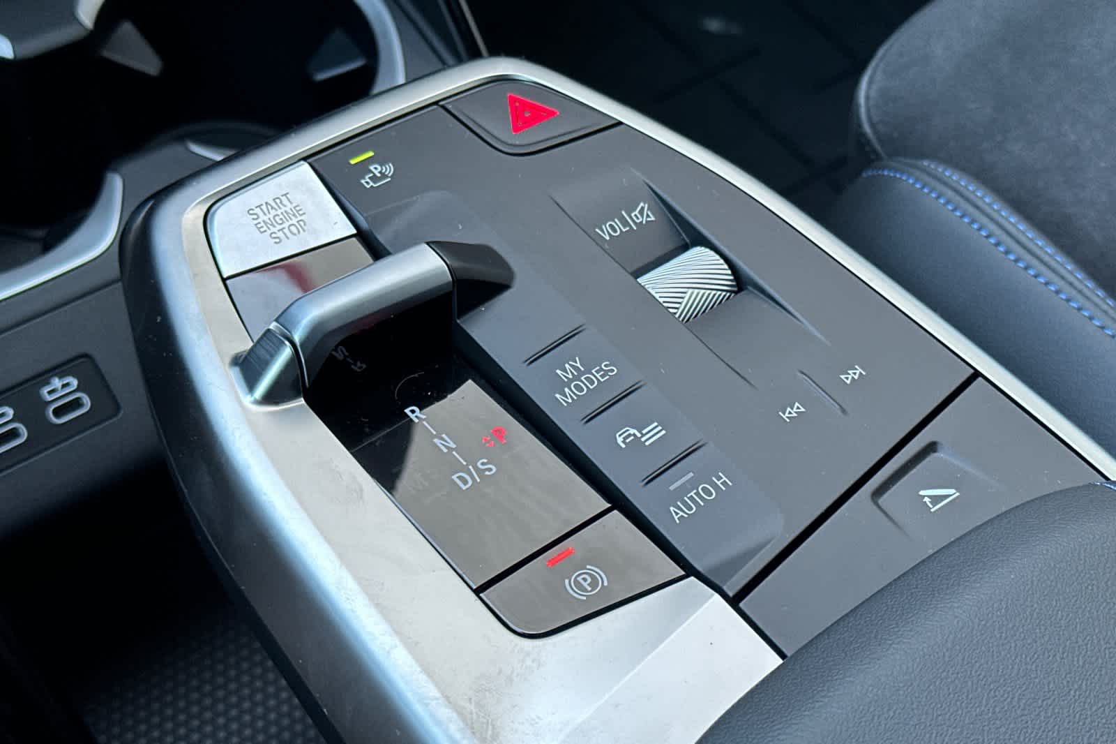 Thumbnail: 2025 BMW X1 - 25