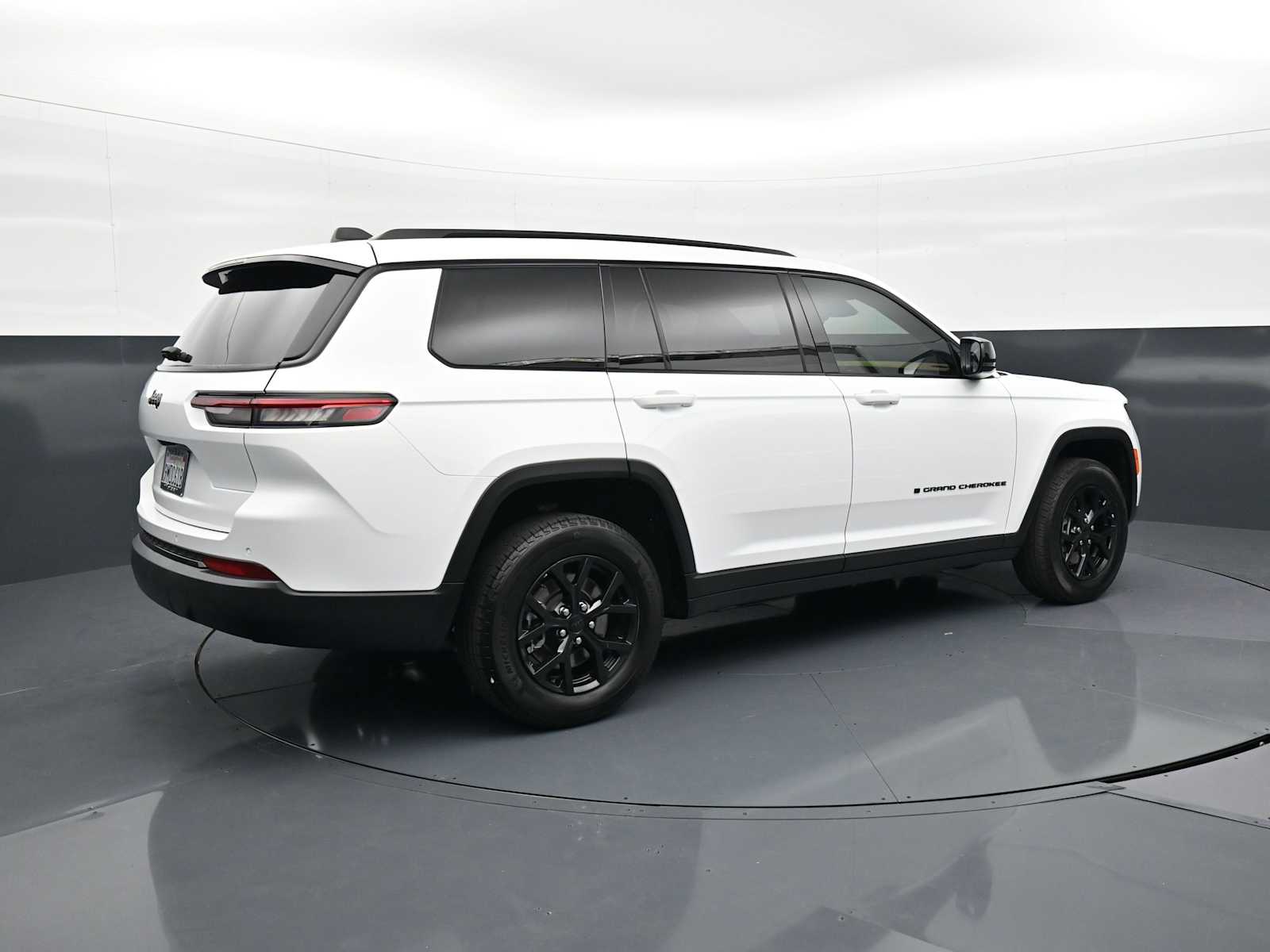 Thumbnail: 2024 Jeep Grand Cherokee L - 5
