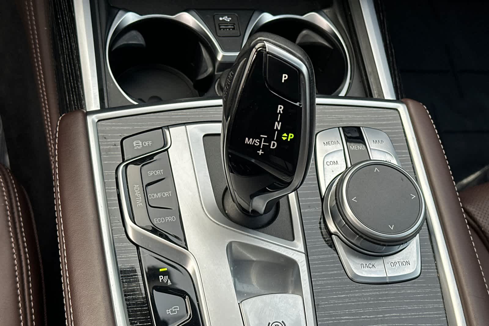 Thumbnail: 2022 BMW 7 Series - 23