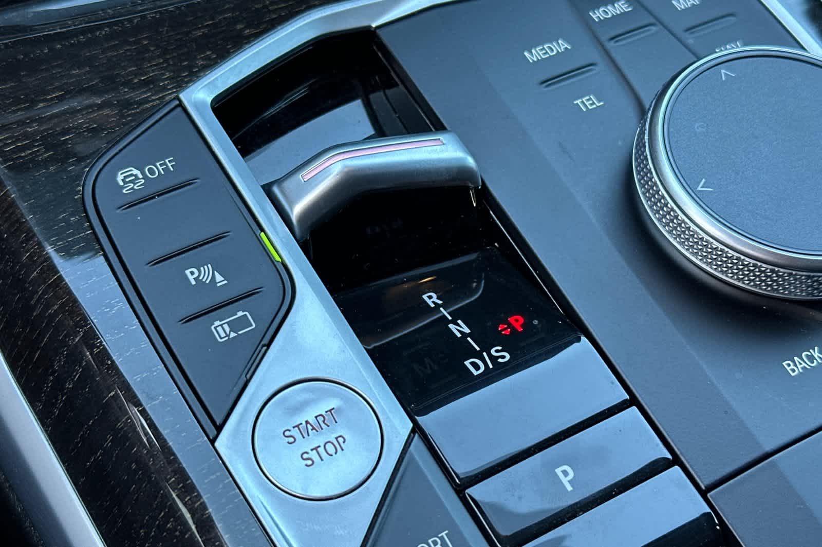 Thumbnail: 2023 BMW 3 Series - 25