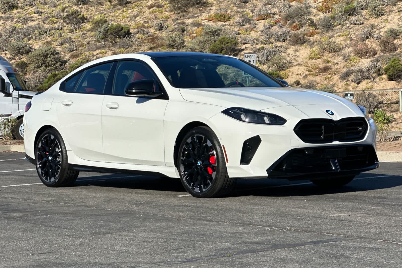 Thumbnail: 2025 BMW 2 Series - 9