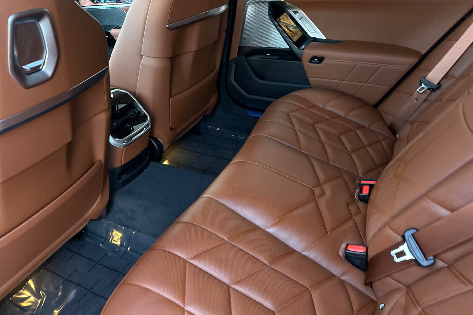 2025 Bmw 750e 750e xDrive photo 4