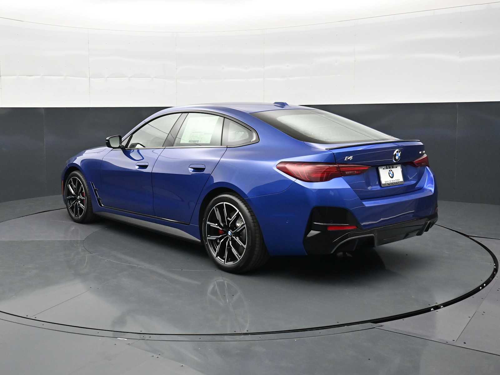 Thumbnail: 2026 BMW i4 - 7