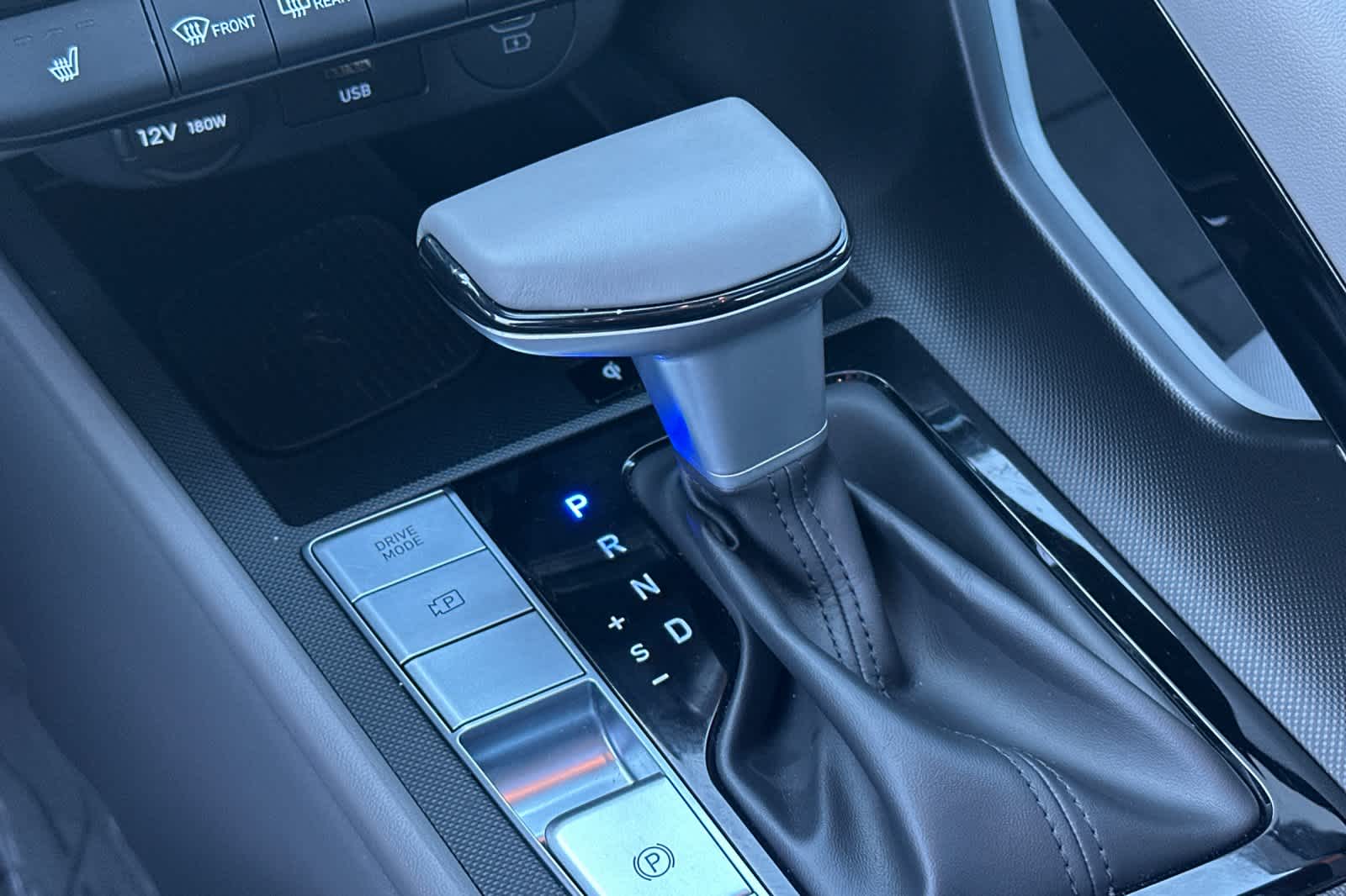 Thumbnail: 2025 Hyundai Elantra - 23