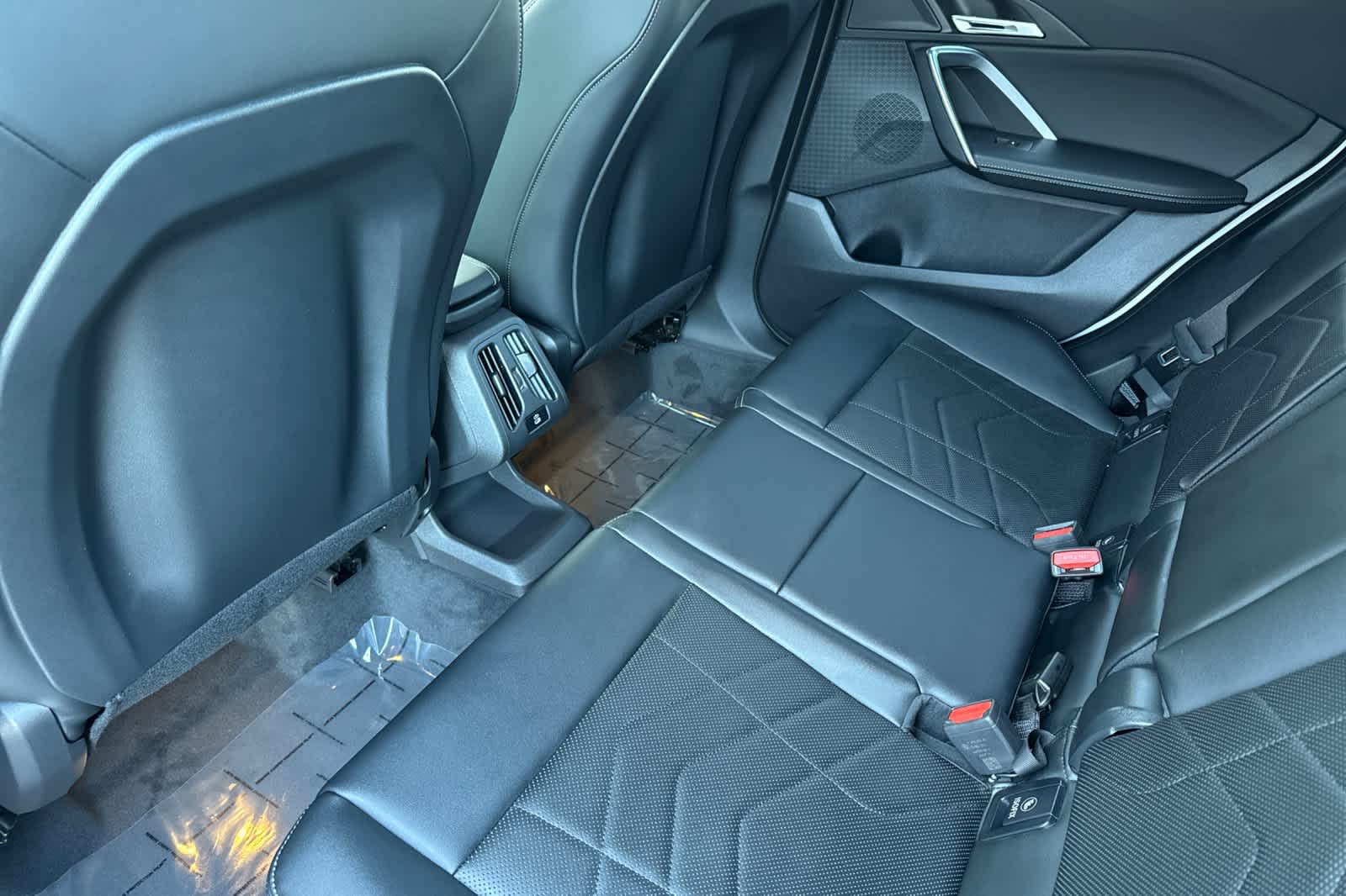 Thumbnail: 2026 BMW X1 - 4