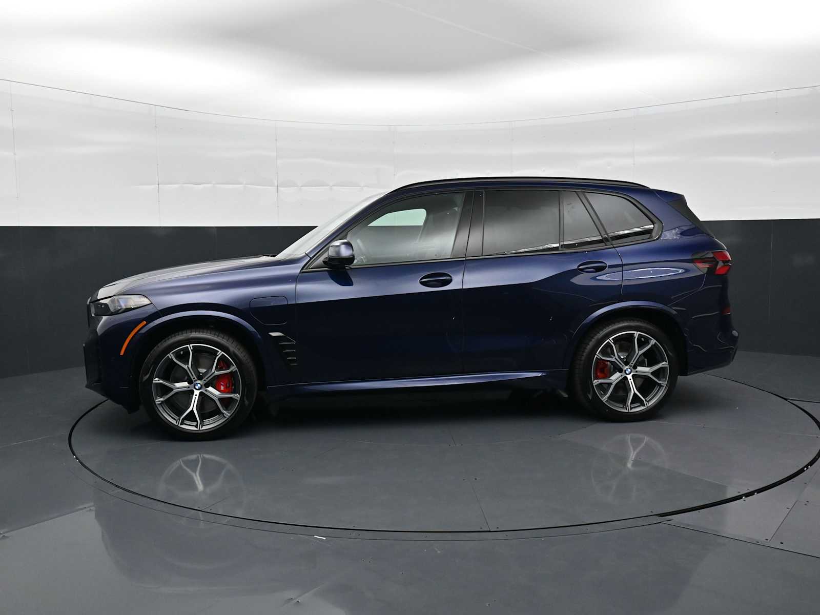 Thumbnail: 2026 BMW X5 - 8