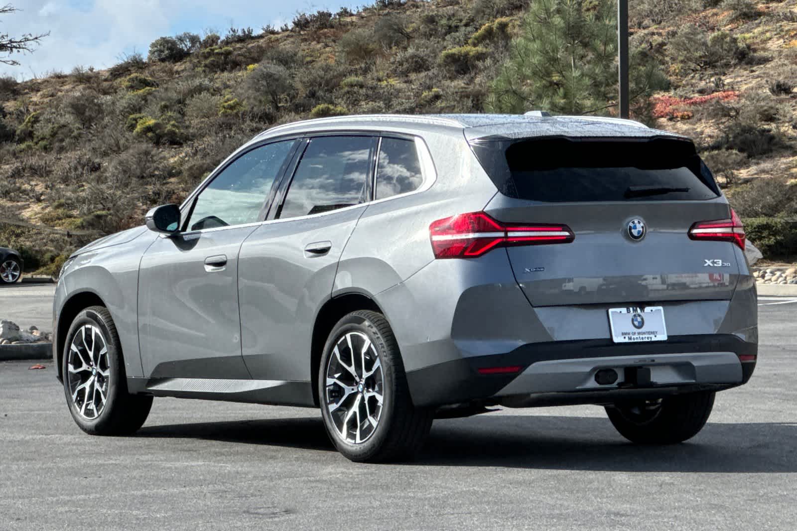 Thumbnail: 2026 BMW X3 - 6