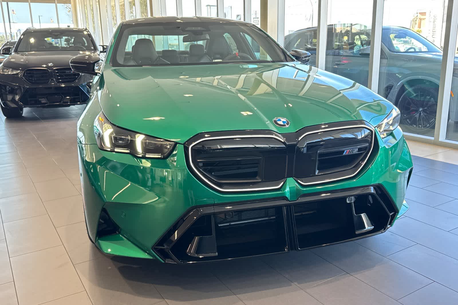 Thumbnail: 2026 BMW M5 - 10