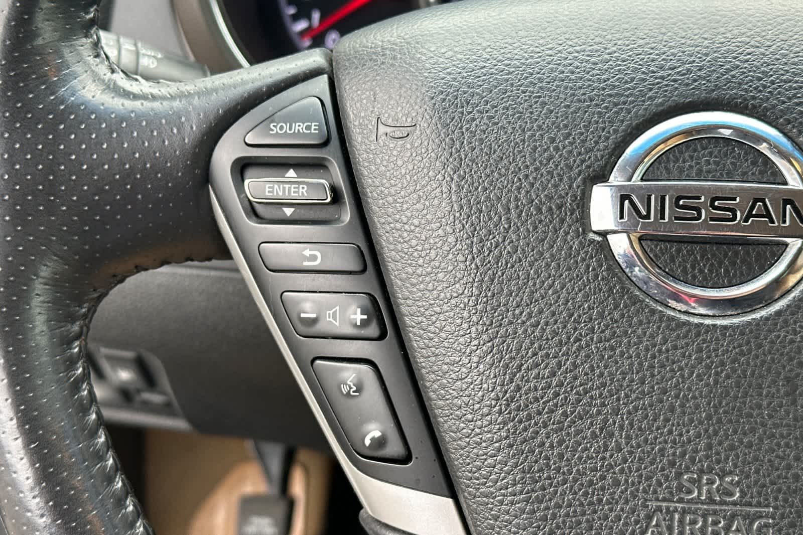 Thumbnail: 2011 Nissan Murano - 28