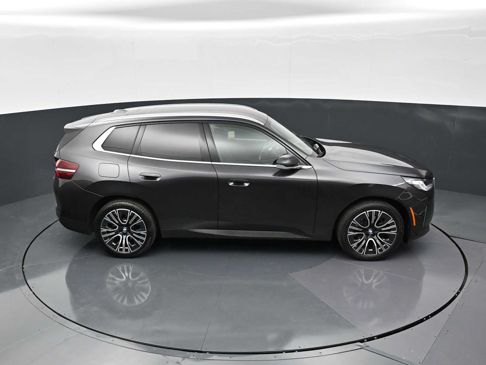 Thumbnail: 2025 BMW X3 - 19